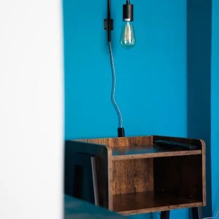 Track 60 - Private Garibaldi Πανσιόν