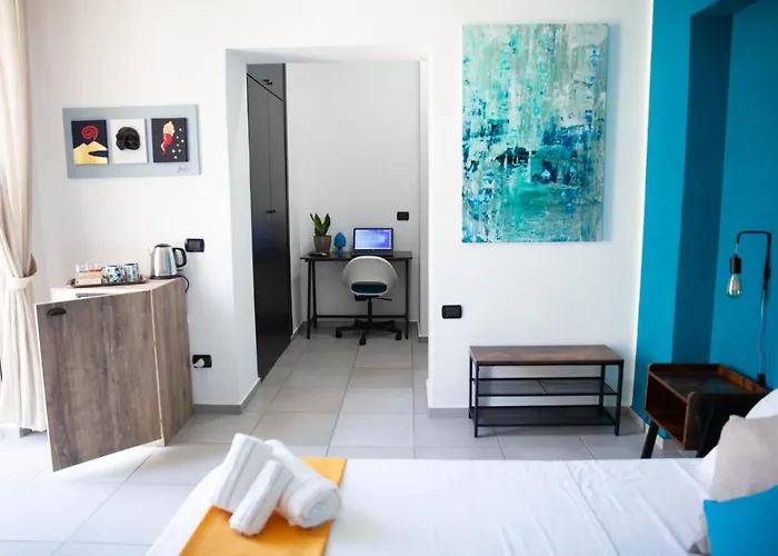 Track 60 - Private Garibaldi Nápoles